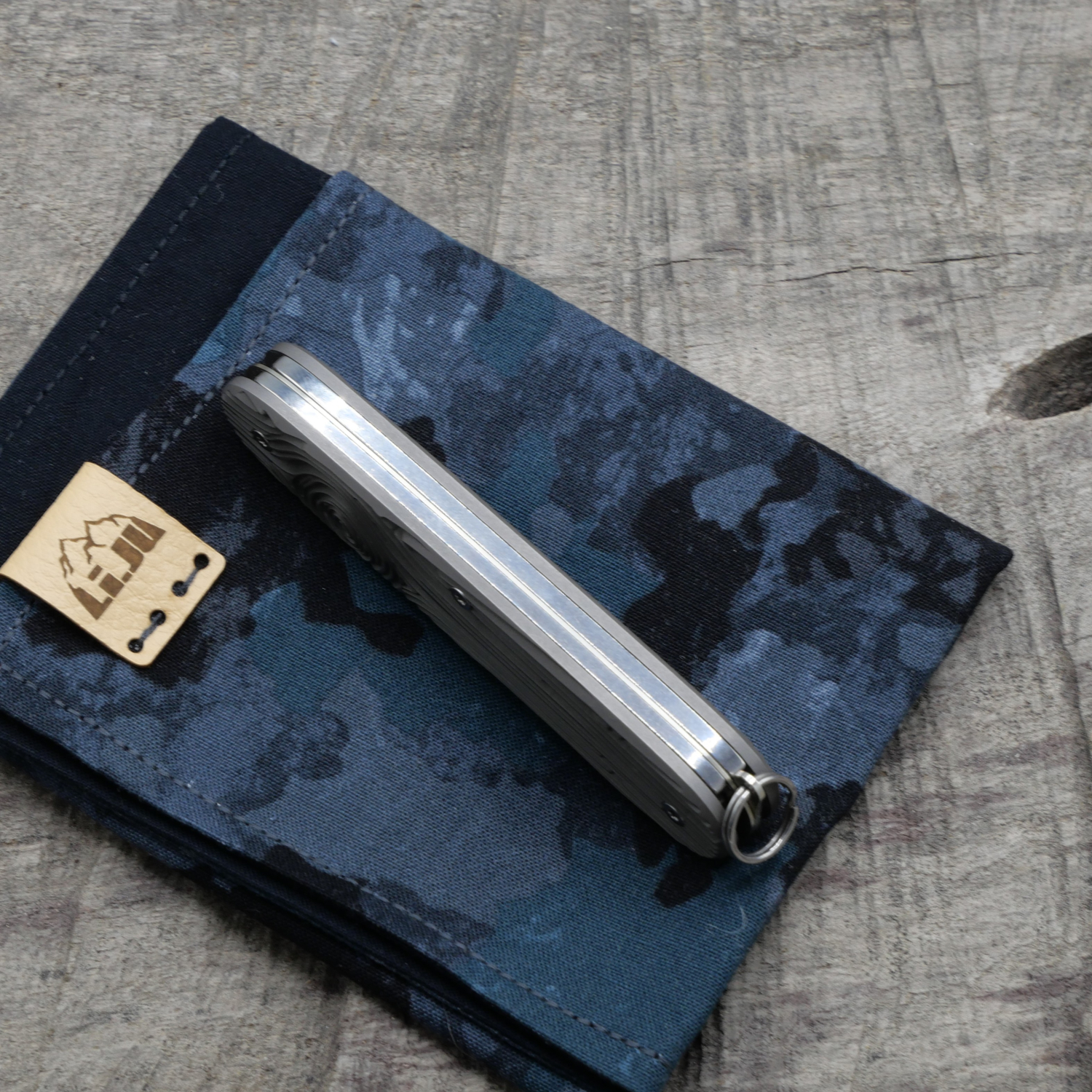 TITAN - WOOD dark wash - PIONEER - Titan Grade 5  (Ti 6AI 4V)  - 93mm